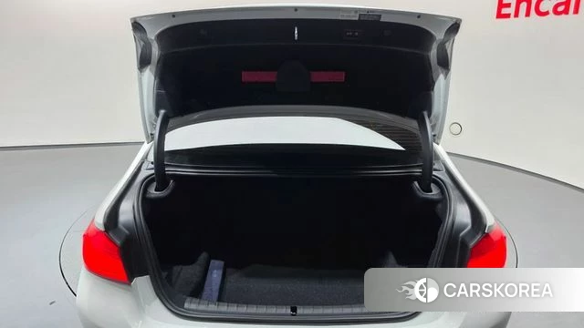BMW 5 Series (G30) id 4672834 из Кореи 10