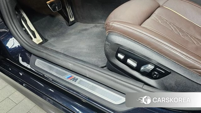BMW 5 Series (G30) id 4507440 из Кореи 10