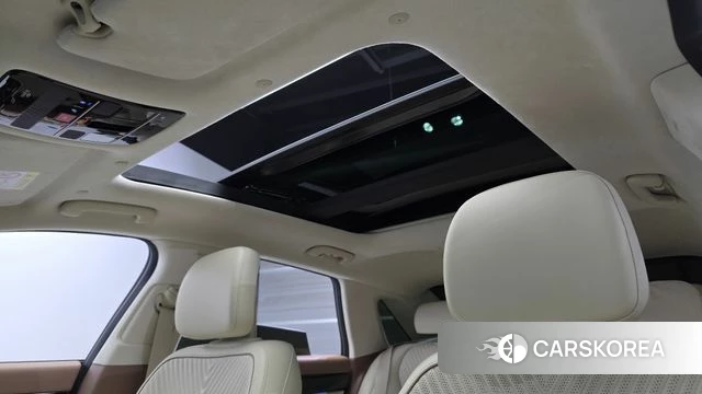 Hyundai Grandeur (GN7) id 3850582 из Кореи 10