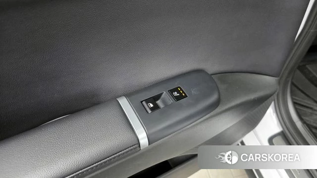 Hyundai Grandeur (GN7) id 3921649 из Кореи 10