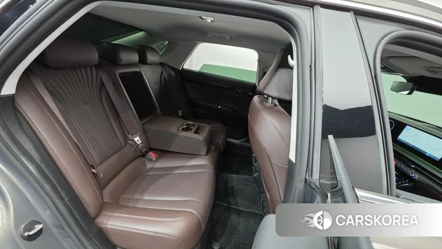 Hyundai Grandeur (GN7) id 3883510 из Кореи 10