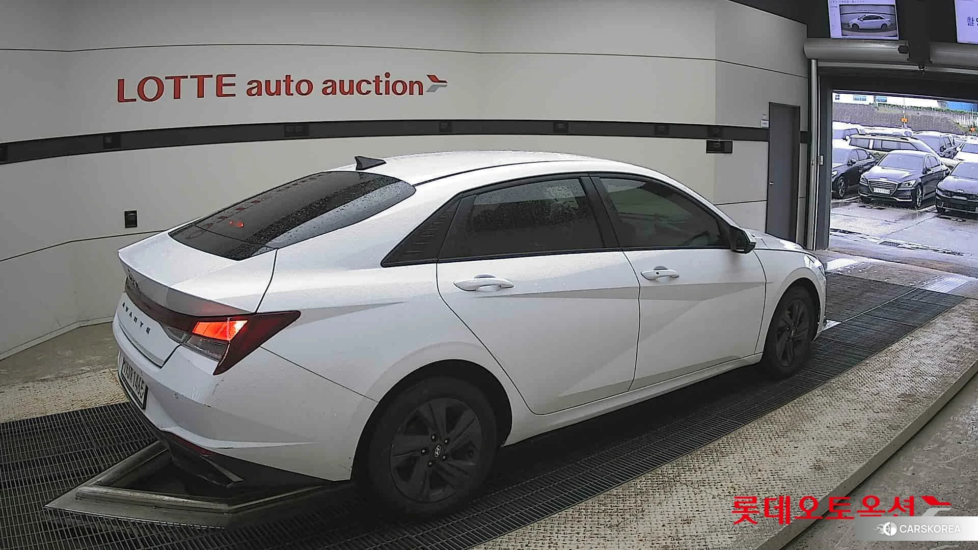 Hyundai Avante Hybrid id 4352337 из Кореи 10