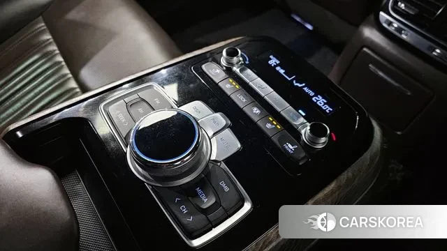 Genesis G90 id 3374801 из Кореи 10