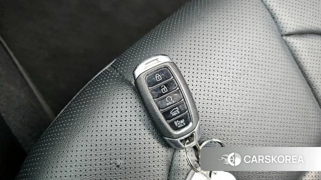 Hyundai Avante (CN7) id 3915675 из Кореи 10