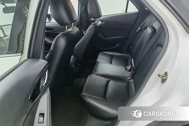 Mazda CX-4 id 4298141 из Китая 10