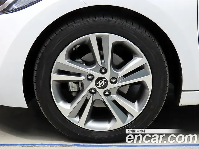 Hyundai Avante AD id 2506494 из Кореи 10