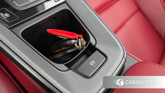 Porsche 911(992) id 4649976 из Кореи 10