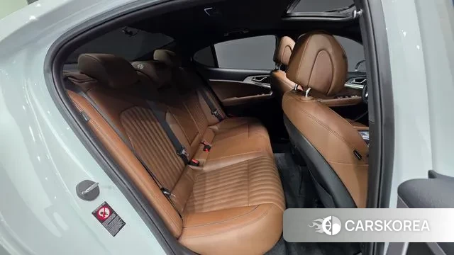 Genesis G70 id 3028520 из Кореи 10