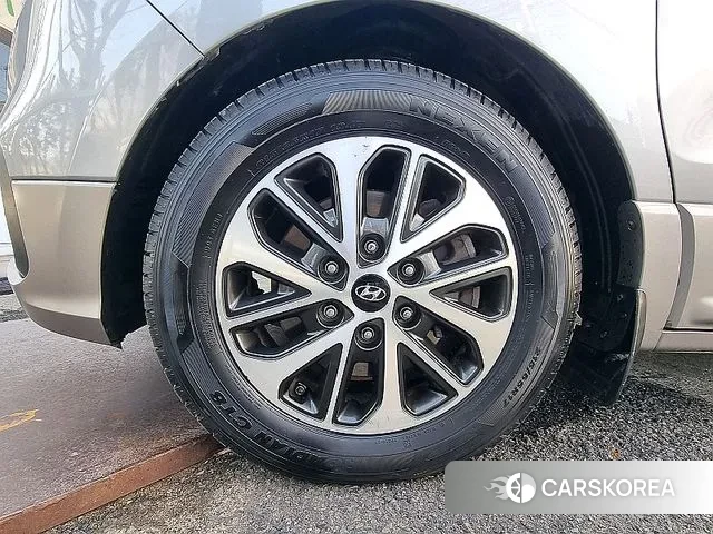 Hyundai The New Grand Starex id 3761075 из Кореи 10