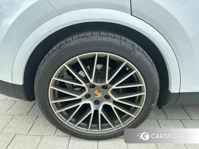 Porsche Cayenne (PO536) id 4608358 из Кореи 10