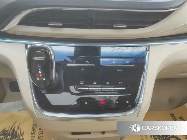 Buick GL8 id 3901823 из Китая 10