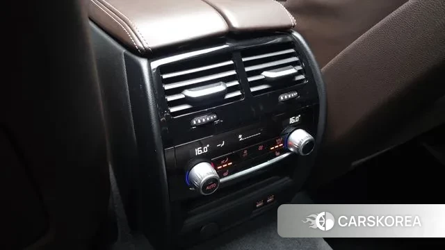 BMW 5 Series (G30) id 3439256 из Кореи 10