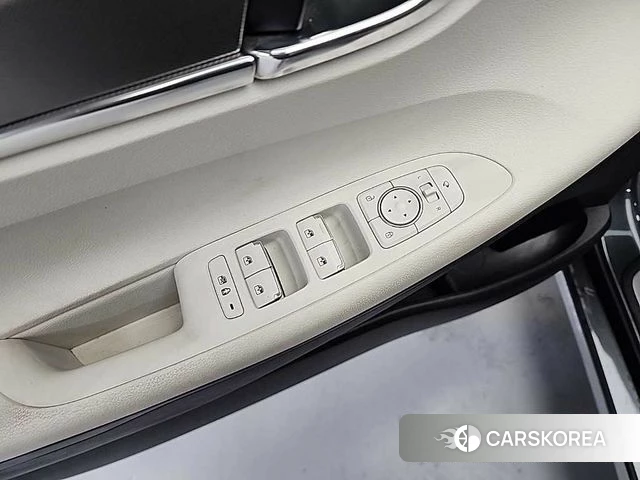 Hyundai The New Grandeur IG Hybrid id 4573318 из Кореи 10
