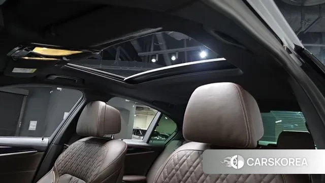 BMW 5 Series (G30) id 2939888 из Кореи 10