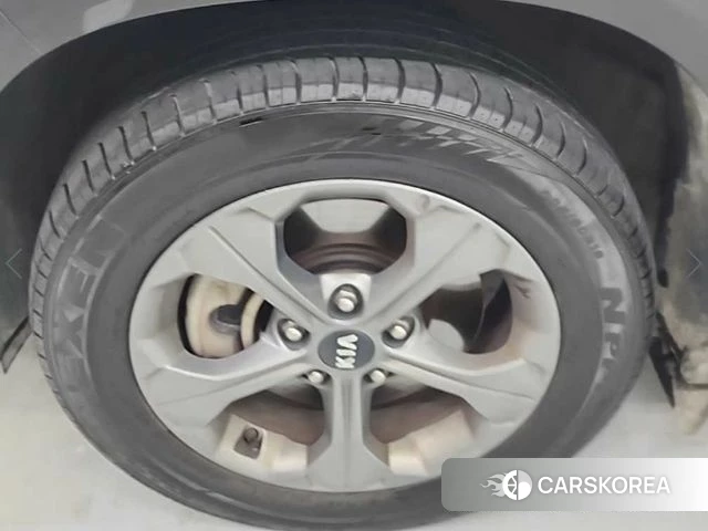 Kia Seltos id 4390098 из Кореи 10