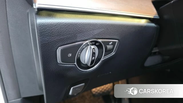 Mercedes-Benz E-Class W213 id 4443898 из Кореи 10
