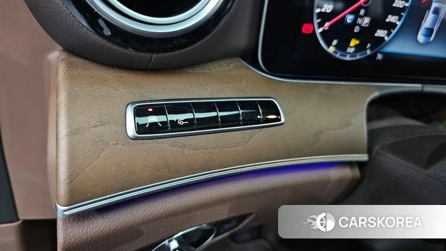 Mercedes-Benz E-Class W213 id 4900504 из Кореи 10