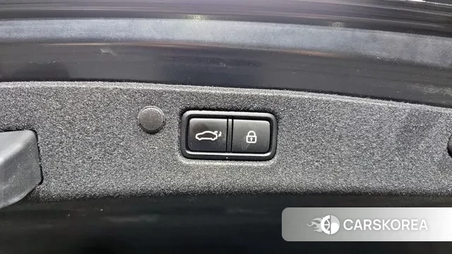 Hyundai The New Grandeur IG id 3312108 из Кореи 10