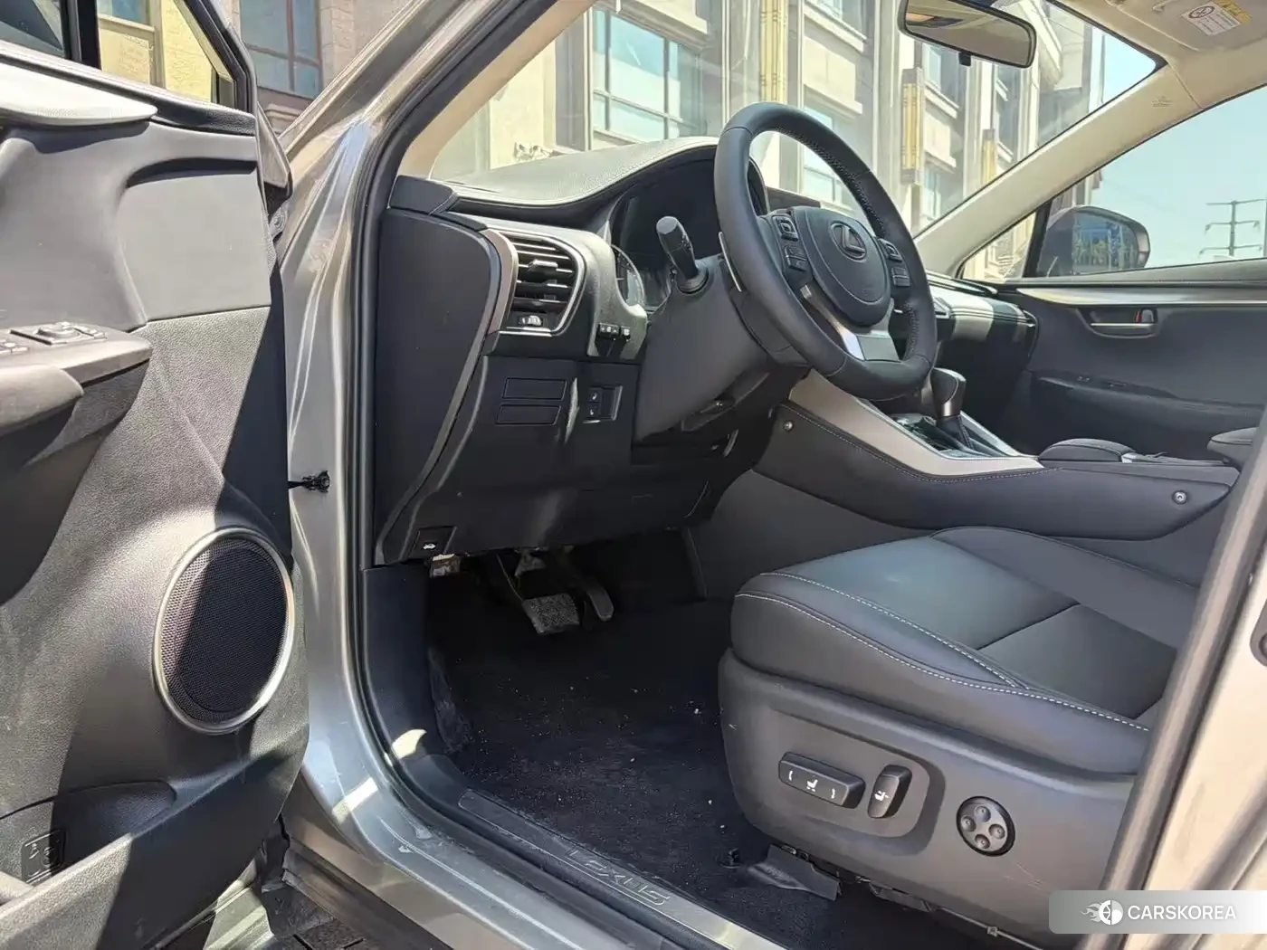 Lexus NX id 4685878 из Китая 10