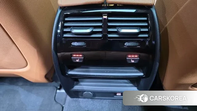 BMW 5 Series (G30) id 3697465 из Кореи 10