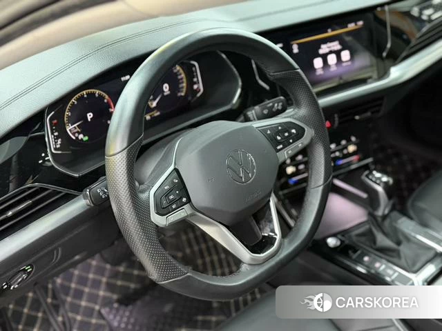 Volkswagen Passat id 4273139 из Китая 10