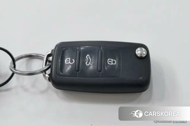 Volkswagen Santana id 4279256 из Китая 10