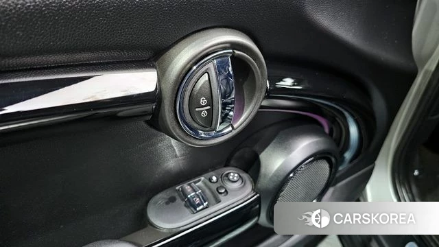 Mini Cooper id 3850715 из Кореи 10