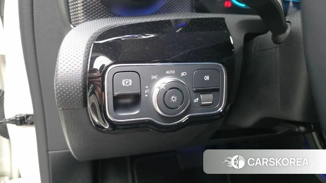Mercedes-Benz A-Class W177 id 4283637 из Кореи 10