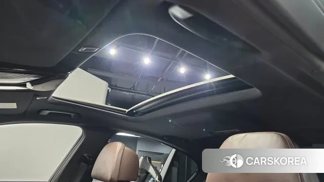 BMW 5 Series (G30) id 3746355 из Кореи 10