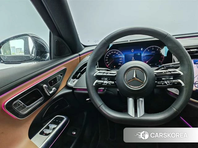 Mercedes-Benz E-class id 4209351 из Китая 10