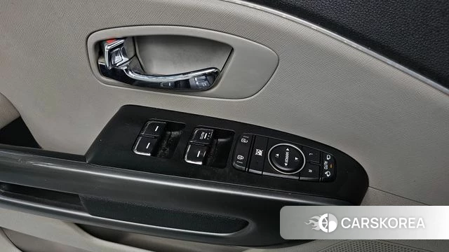 Kia The New Carnival id 4410908 из Кореи 10