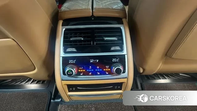 BMW 7 Series (G11) id 3695637 из Кореи 10