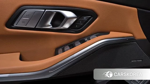 BMW 3 Series (G20) id 2915093 из Кореи 10