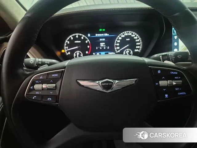 Genesis G90 id 3646613 из Кореи 10