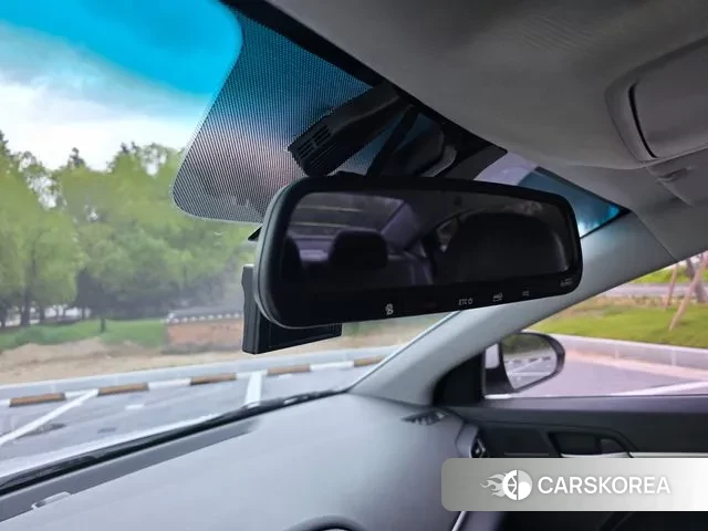 Hyundai Avante AD id 3039223 из Кореи 10