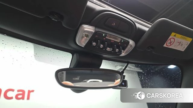 Mini Cooper S Convertible id 3910459 из Кореи 10