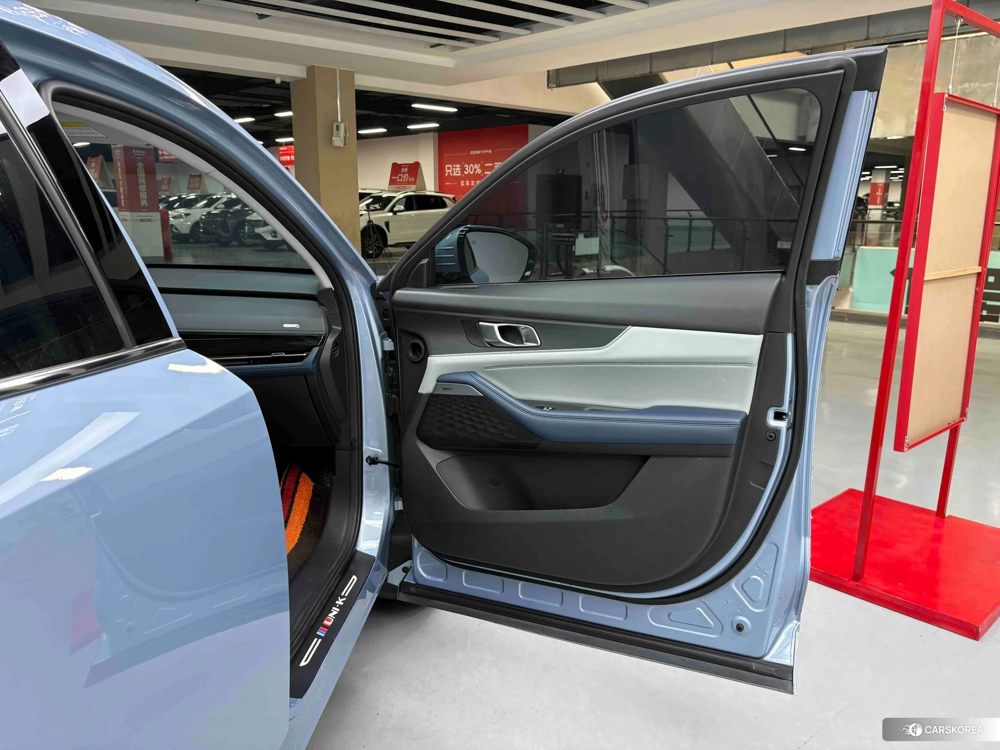 Chang'an UNI-K Smart iDD id 4461500 из Китая 10
