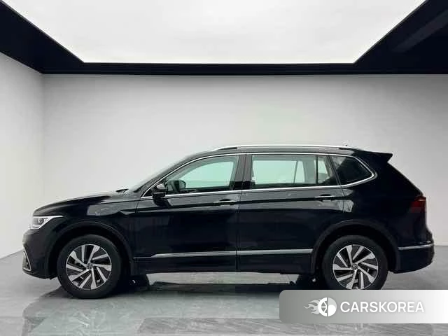 Volkswagen Tiguan L PHEV id 4260990 из Китая 10