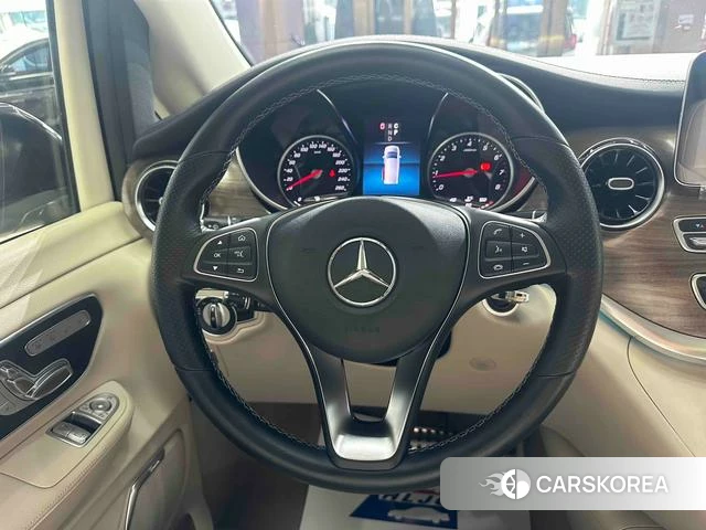 Mercedes-Benz V-class id 4275272 из Китая 10