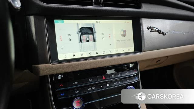 Jaguar XF (X260) id 4530866 из Кореи 10