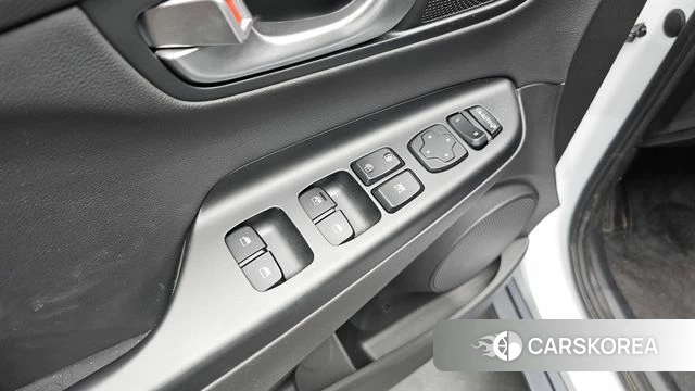 Hyundai The New Kona id 4580250 из Кореи 10
