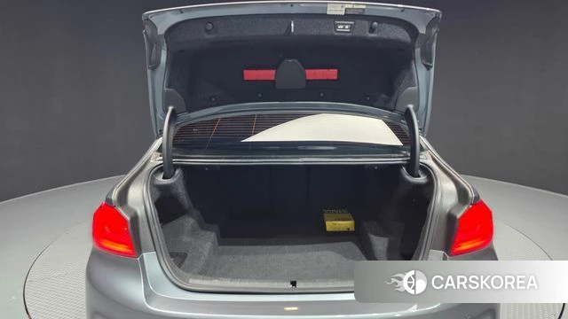 BMW 5 Series (G30) id 4188265 из Кореи 10