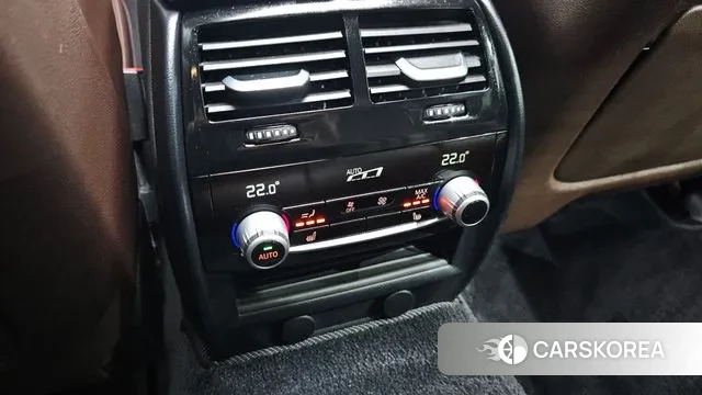 BMW 5 Series (G30) id 3563332 из Кореи 10