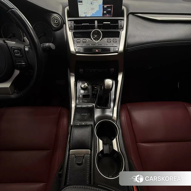 Lexus NX id 4300378 из Китая 10