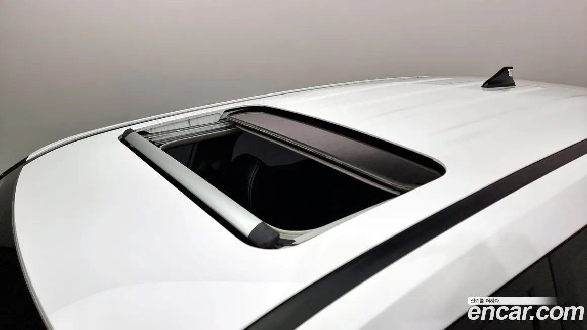 Hyundai Venue id 2076434 из Кореи 10