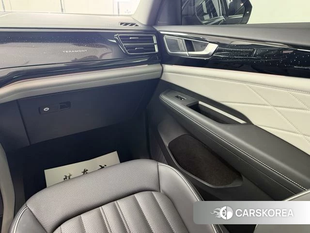 Volkswagen Tourang id 4300761 из Китая 10
