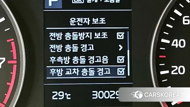 Kia Stonic id 3018772 из Кореи 10