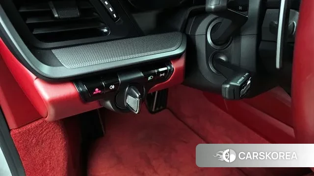 Porsche 911(992) id 3636066 из Кореи 10