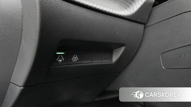 Peugeot e-2008 second generation id 4549141 из Кореи 10