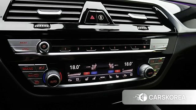 BMW 5 Series (G30) id 3935970 из Кореи 10